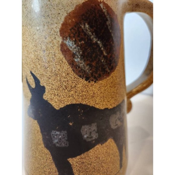 Stoneware Pottery Glazed Bull Motif Country Western Pitcher 9.5" - Picture 7 of 7